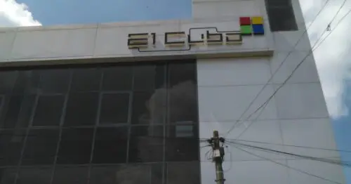 EL CUBO CENTRO COMERCIAL EL CUBO CENTRO COMERCIAL